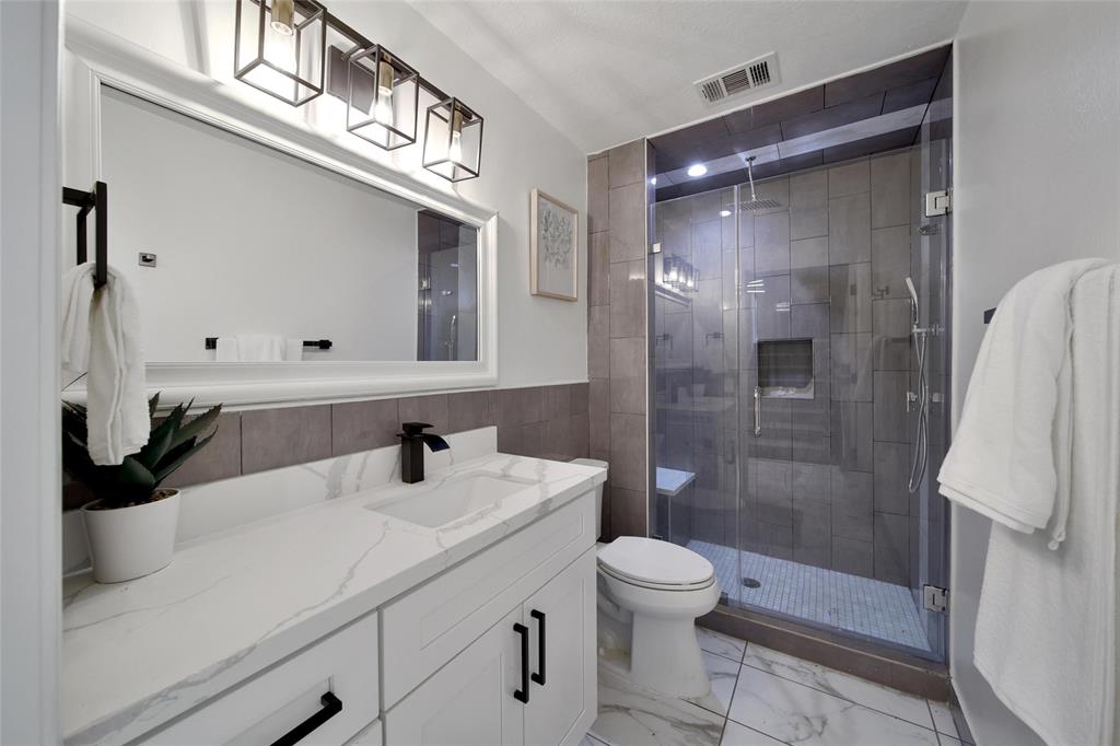 140 S Timber Top Drive, Spring, Texas image 39