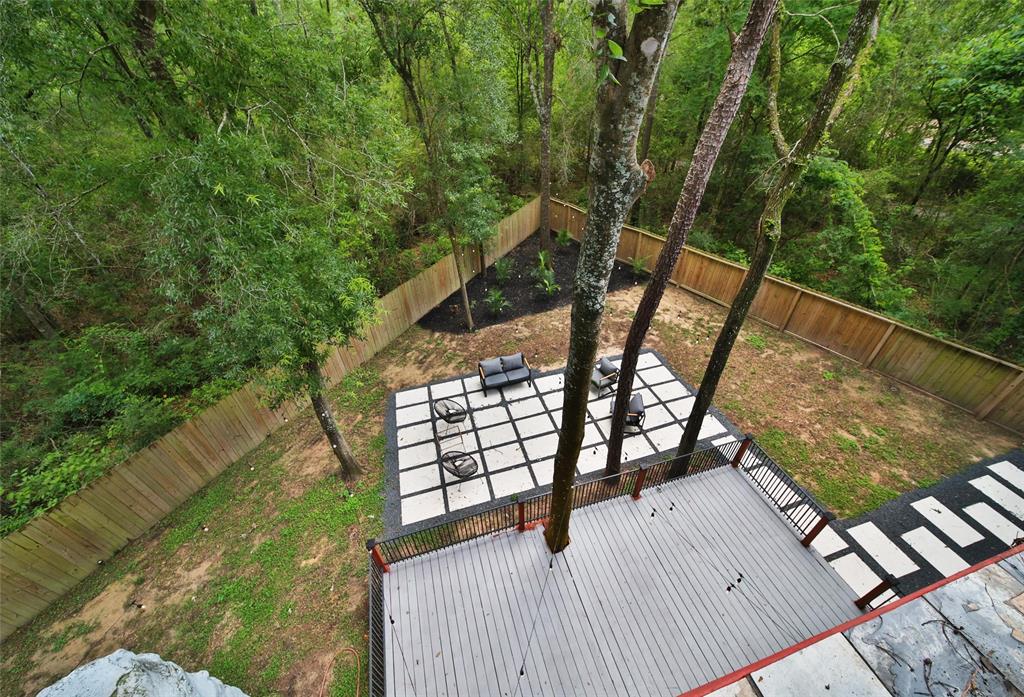140 S Timber Top Drive, Spring, Texas image 32