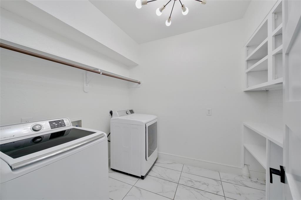 140 S Timber Top Drive, Spring, Texas image 41