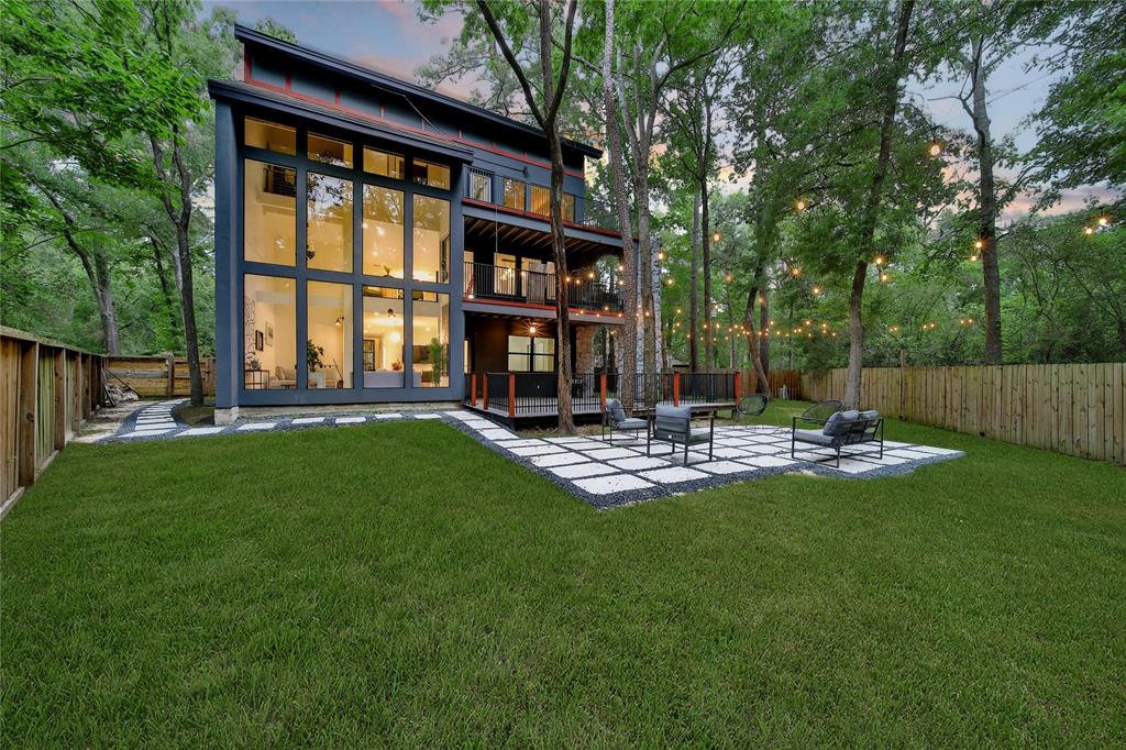 140 S Timber Top Drive, Spring, Texas image 43