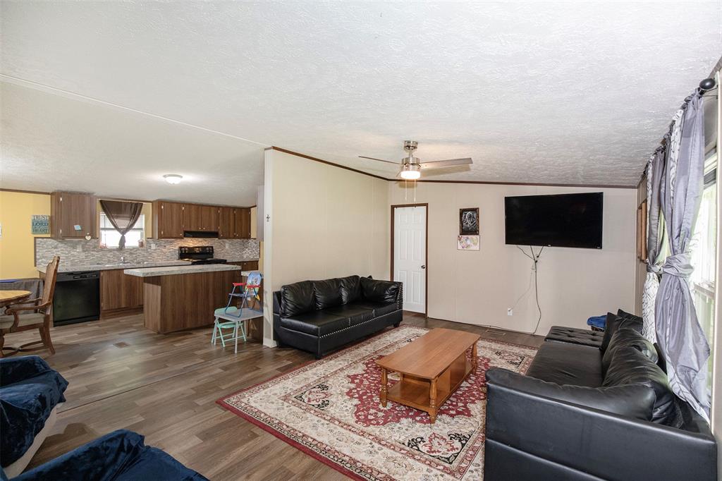 78 County Road 4021a, Dayton, Texas image 4