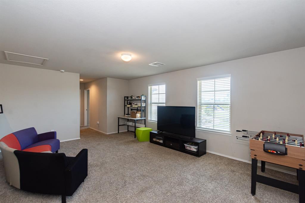 2415 Georgina Falls Drive, Spring, Texas image 13