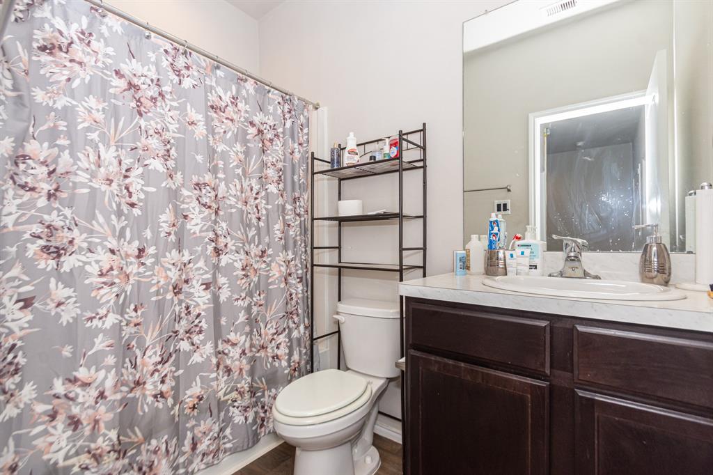 2415 Georgina Falls Drive, Spring, Texas image 10