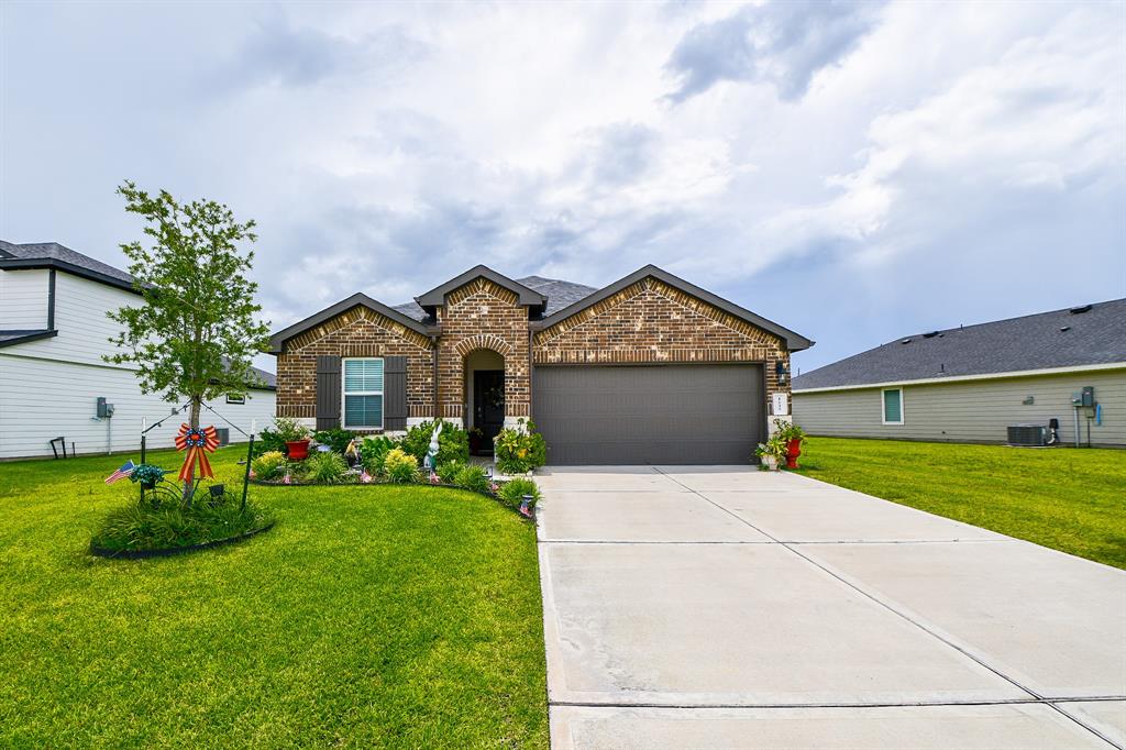 1237 Waterside Trace