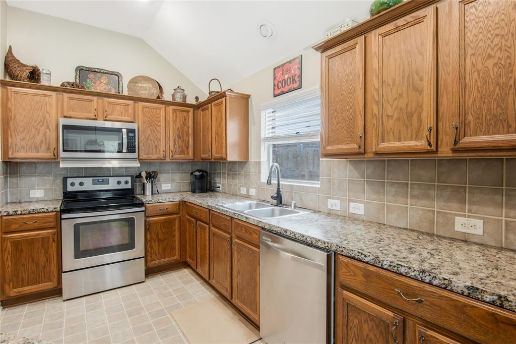 7307 Crestbury Lane, Cypress, Texas image 12