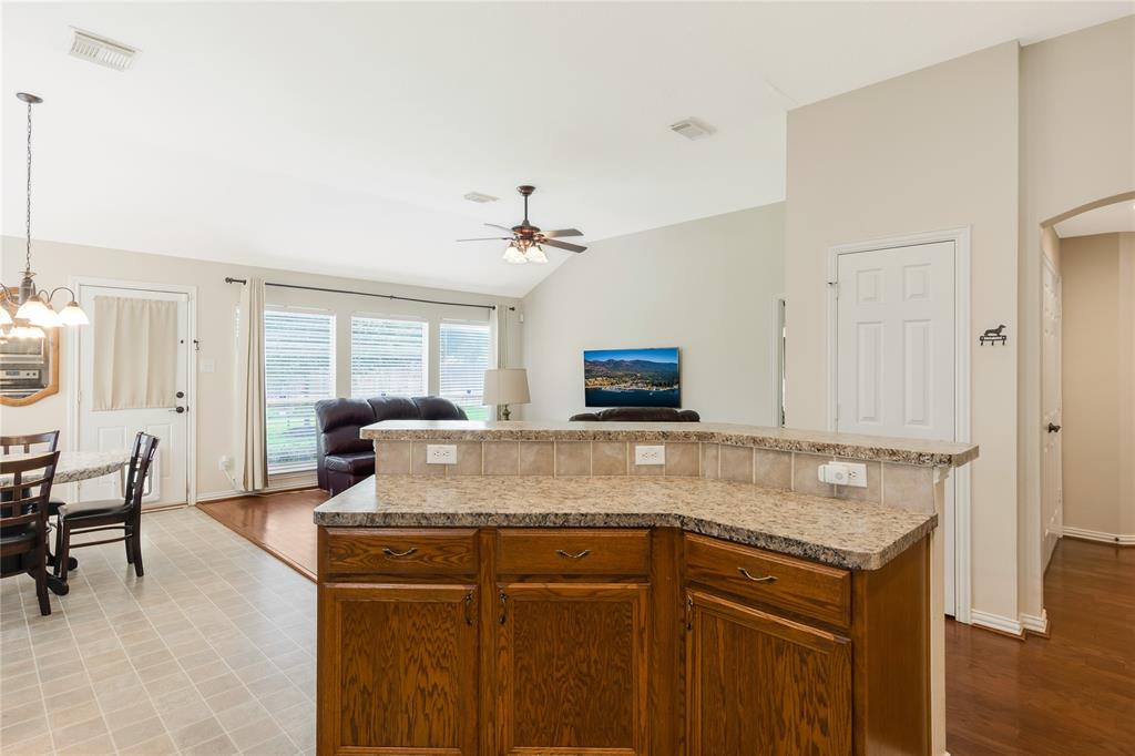 7307 Crestbury Lane, Cypress, Texas image 13