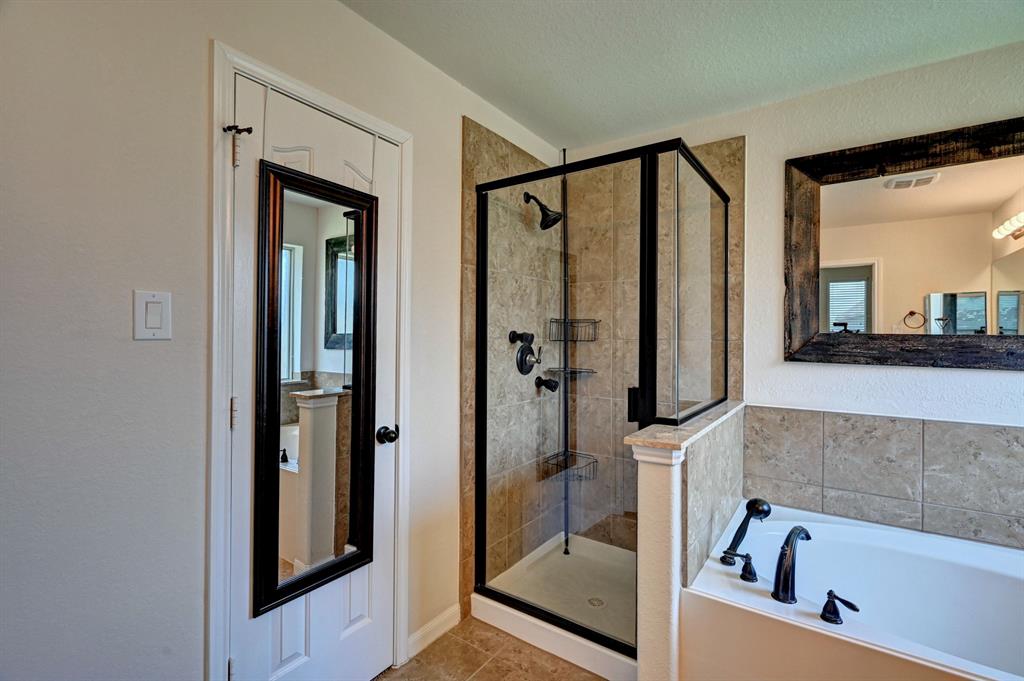 1518 Nacogdoches Valley Drive, League City, Texas image 13