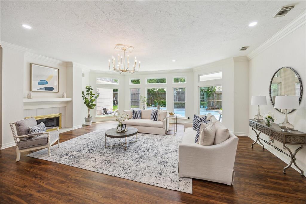 1602 Kelliwood Oaks Drive