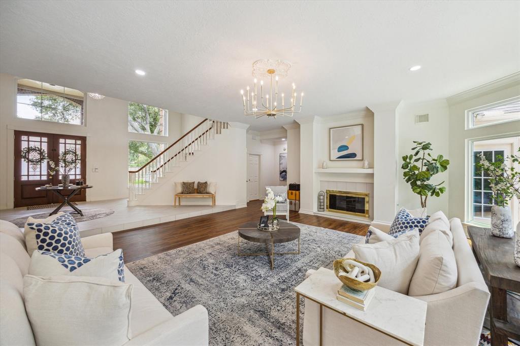 1602 Kelliwood Oaks Drive