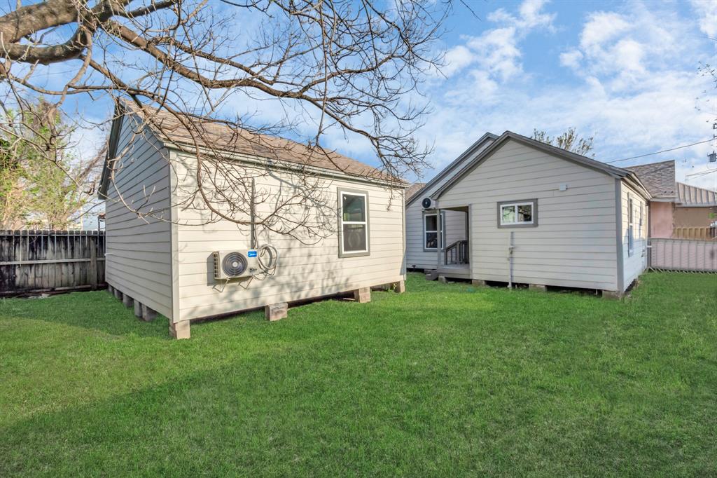 7019 Bonham Street, Houston, Texas image 38