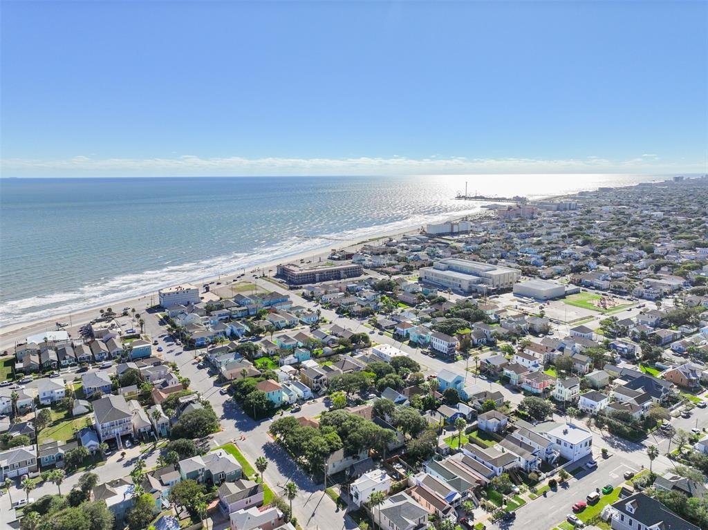 1308 Avenue M 1/2, Galveston, Texas image 33