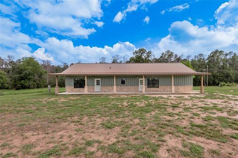 A home in Groveton