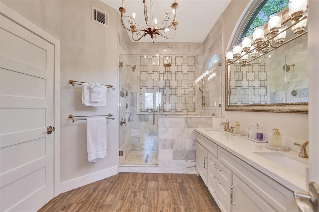 1507 Azalea Trail, Friendswood, Texas image 29