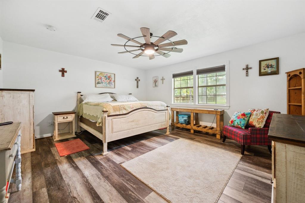 314 County Road 3433, Cleveland, Texas image 14