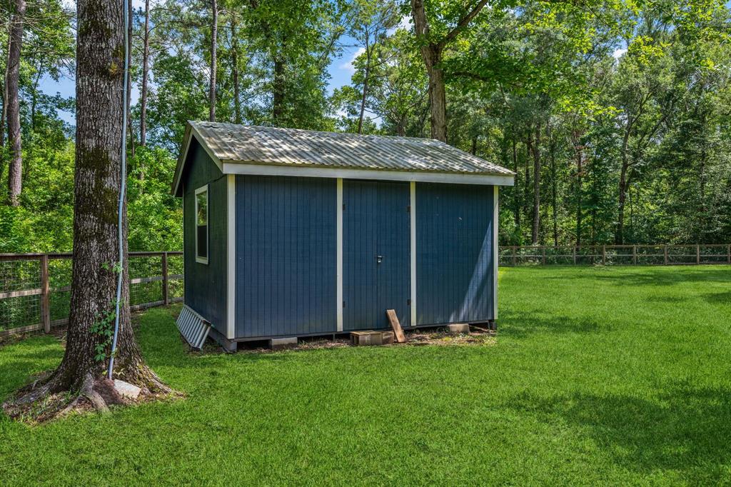 314 County Road 3433, Cleveland, Texas image 26