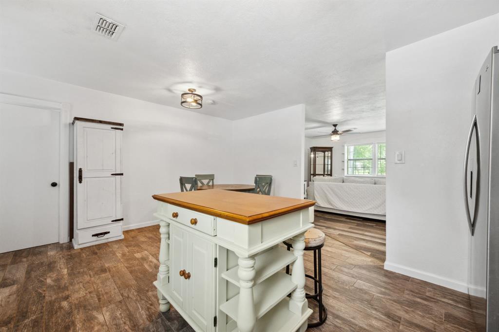314 County Road 3433, Cleveland, Texas image 7
