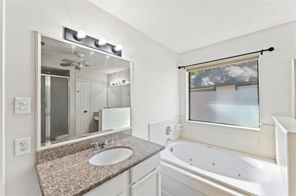 14727 Saint Cloud Drive, Houston, Texas image 12
