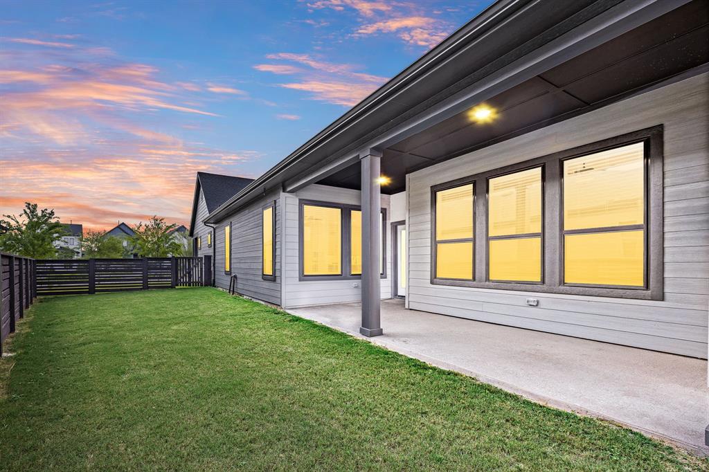 15230 Parkland Canyon Drive, Cypress, Texas image 4