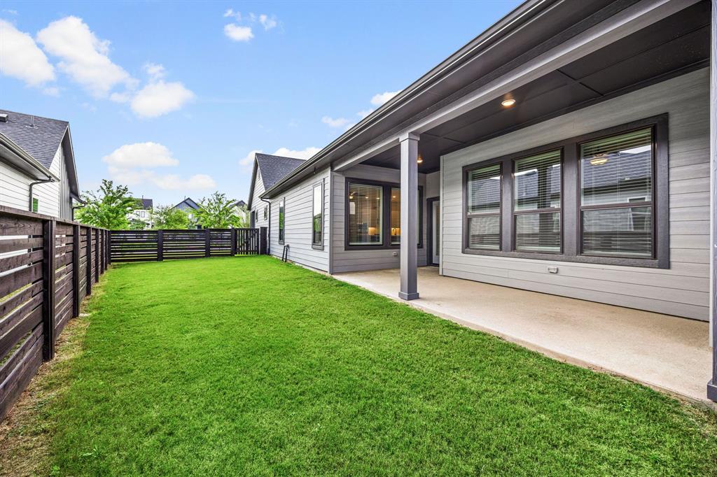 15230 Parkland Canyon Drive, Cypress, Texas image 39