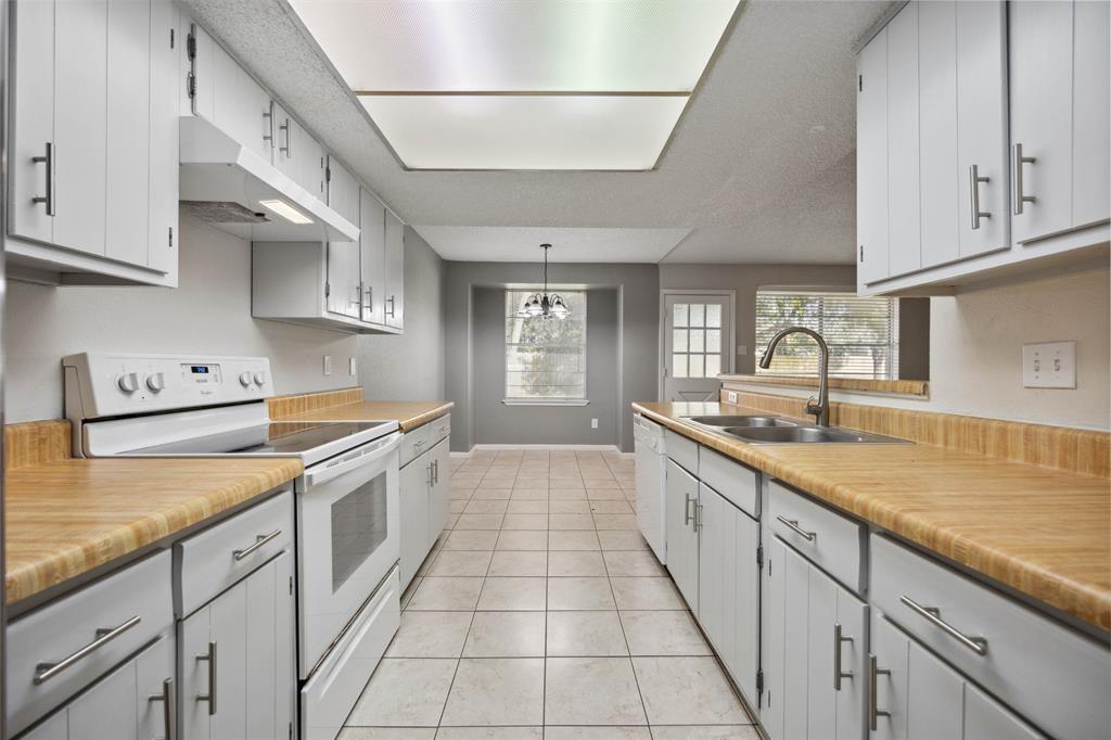 2311 N Spring Drive, Spring, Texas image 6