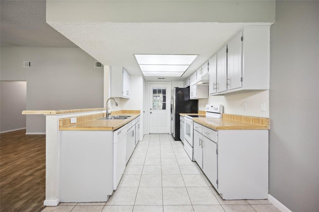 2311 N Spring Drive, Spring, Texas image 11