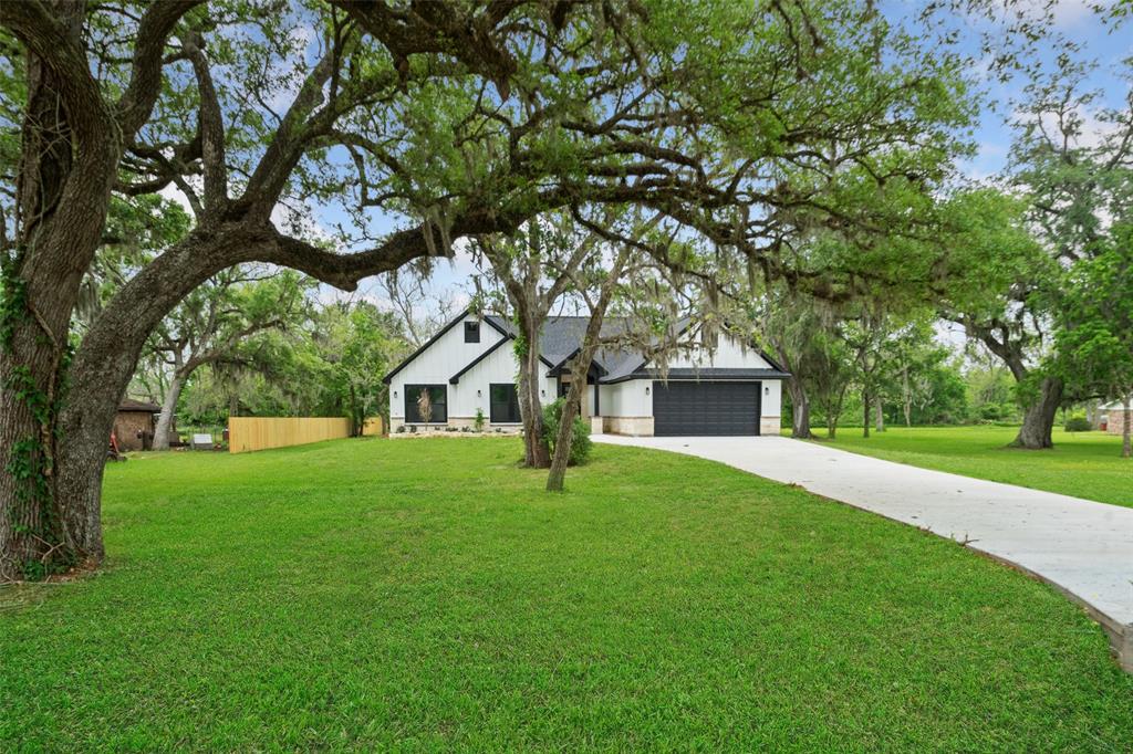 2343 County Road 342, Brazoria, Texas image 2