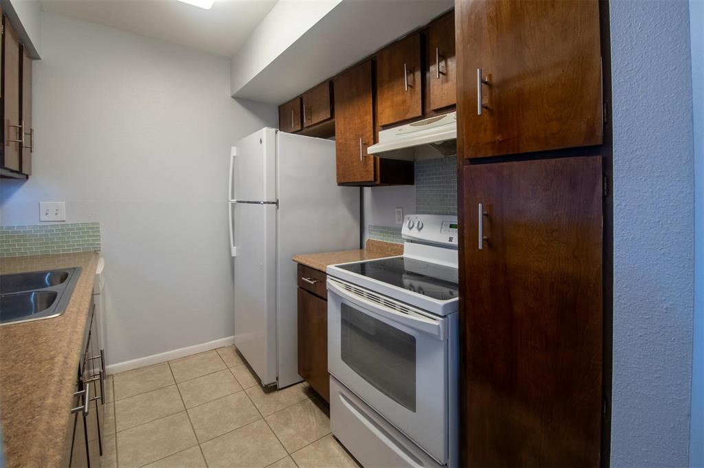 8435 Hearth Drive #21, Houston, Texas image 5