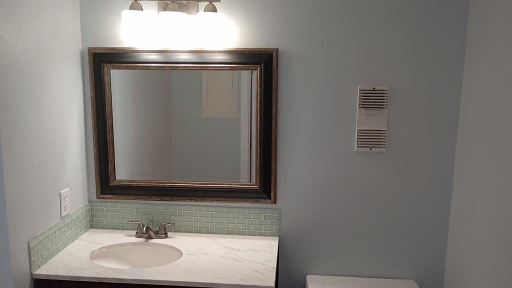 8435 Hearth Drive #21, Houston, Texas image 30