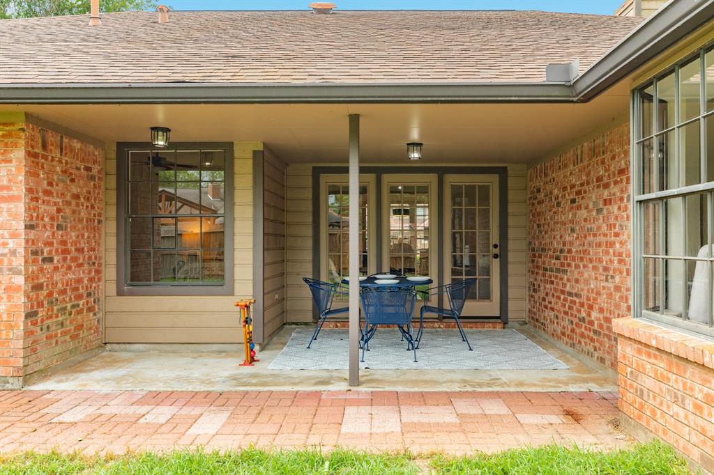 114 Zinnia Street, Lake Jackson, Texas image 34