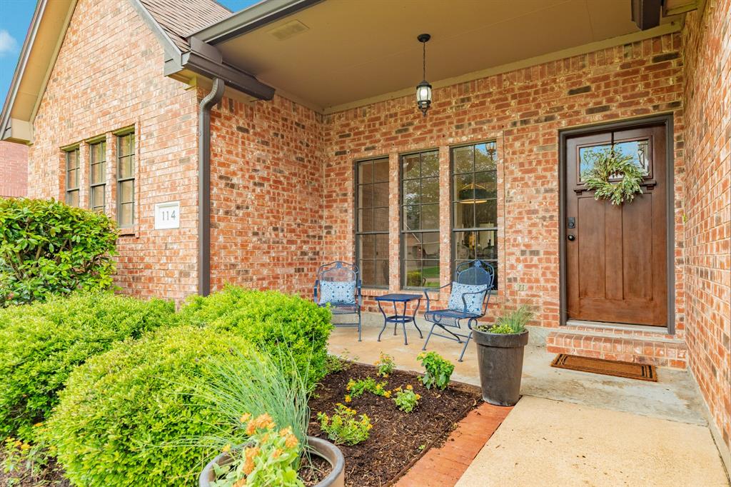 114 Zinnia Street, Lake Jackson, Texas image 4