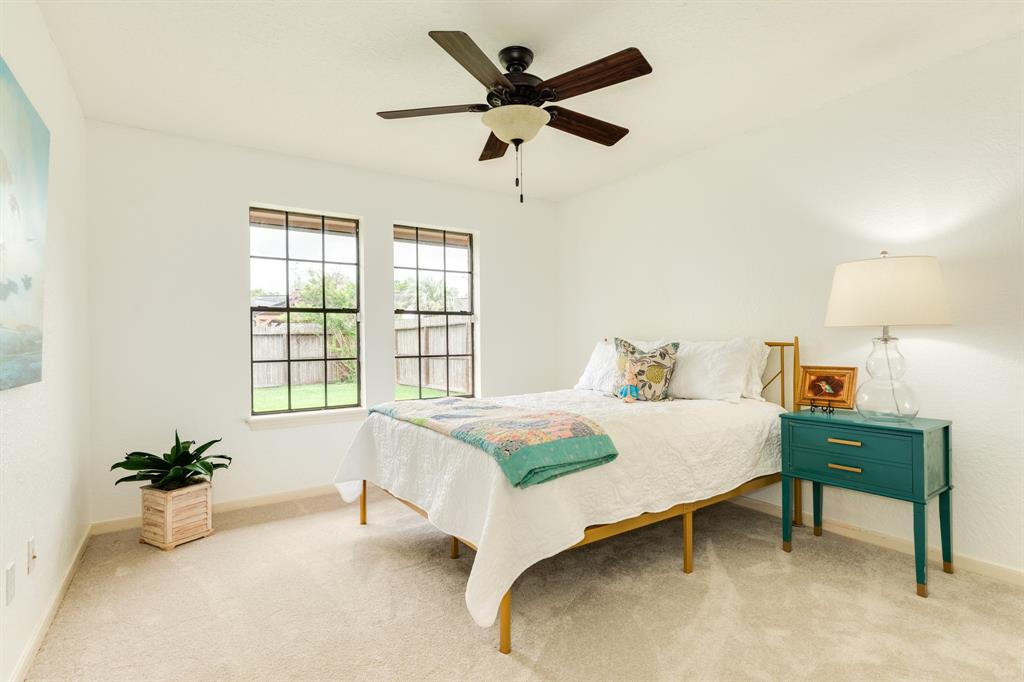 114 Zinnia Street, Lake Jackson, Texas image 28