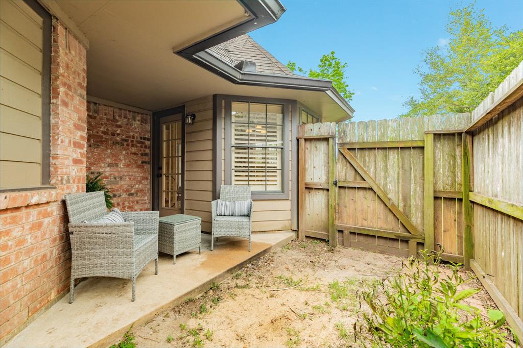114 Zinnia Street, Lake Jackson, Texas image 35