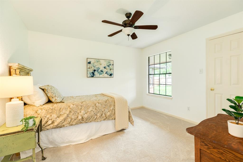 114 Zinnia Street, Lake Jackson, Texas image 30