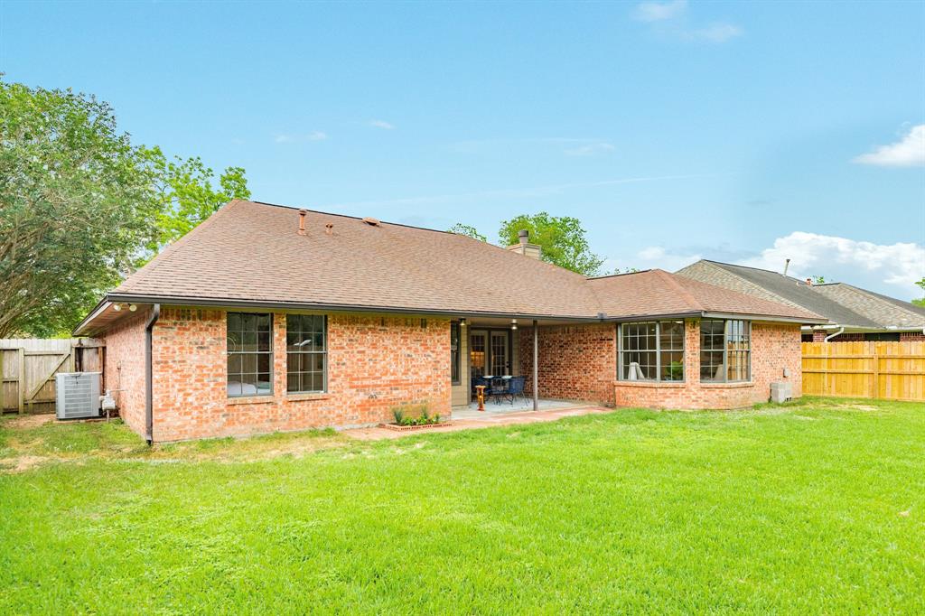 114 Zinnia Street, Lake Jackson, Texas image 38