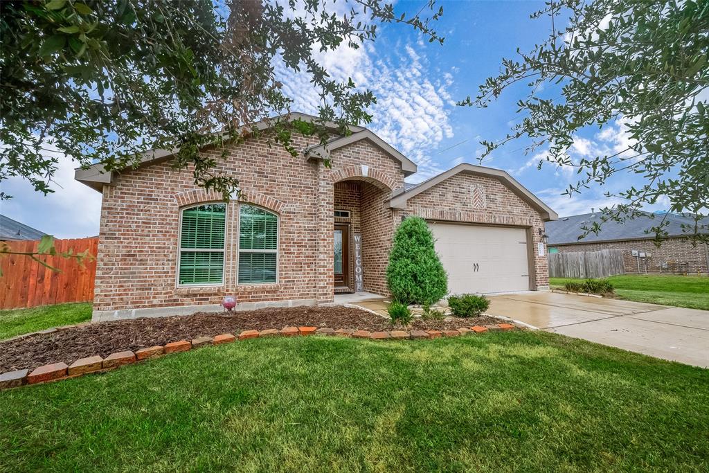 9207 Hemlock Drive, Richmond, Texas image 2