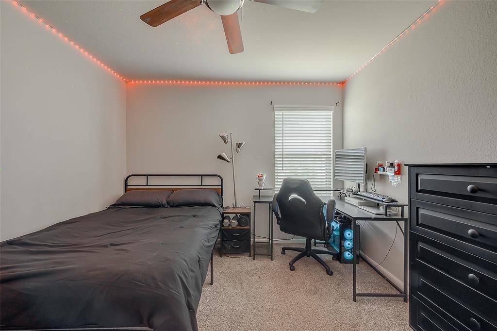 9207 Hemlock Drive, Richmond, Texas image 32