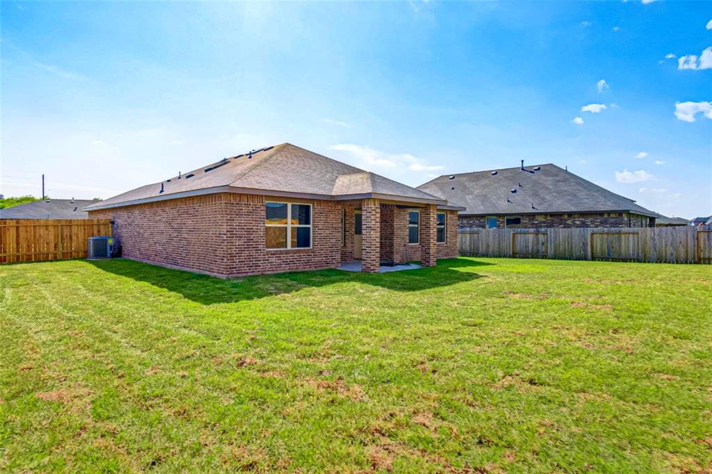 9207 Hemlock Drive, Richmond, Texas image 36