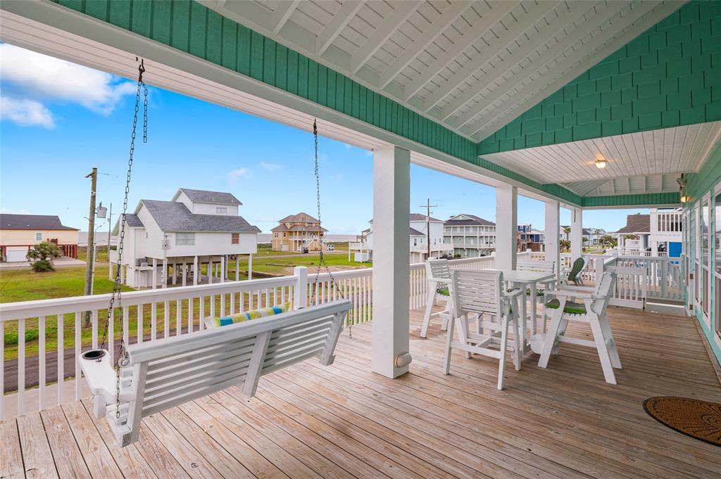 3347 Prides Way, Crystal Beach, Texas image 6