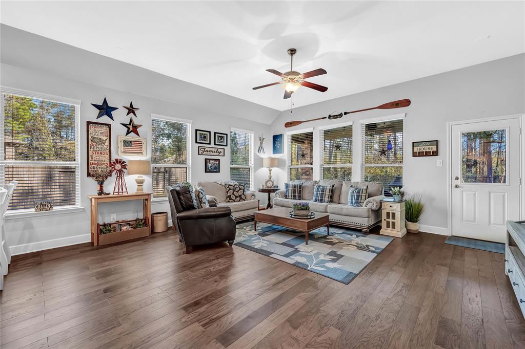 8319 Liat Lane, Conroe, Texas image 9
