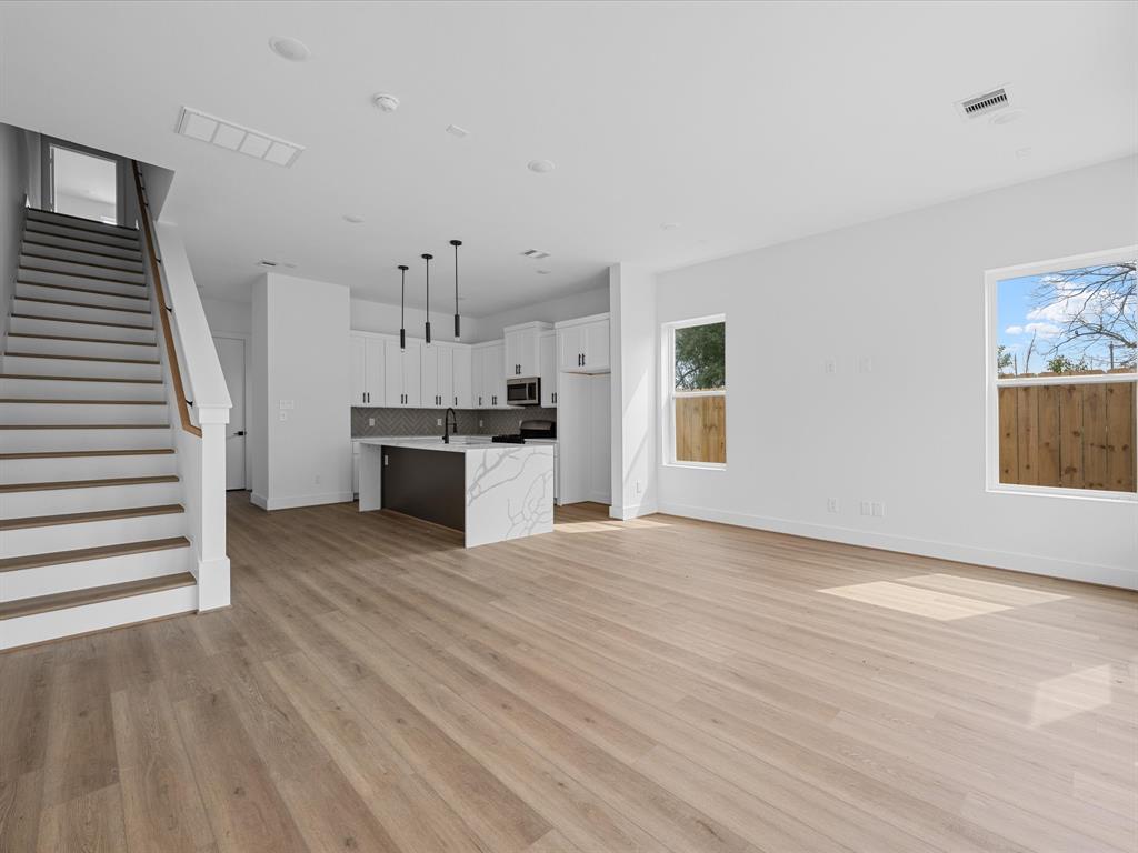 7833 Sunnyhill Street, Houston, Texas image 11