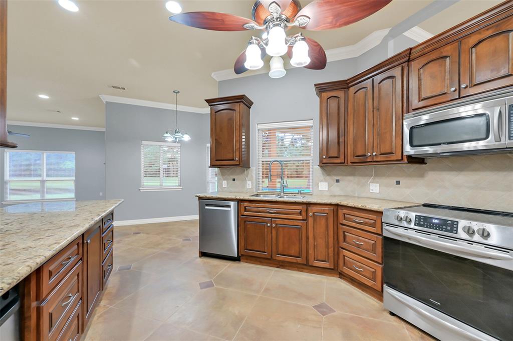 22688 Ford Road, Porter, Texas image 13