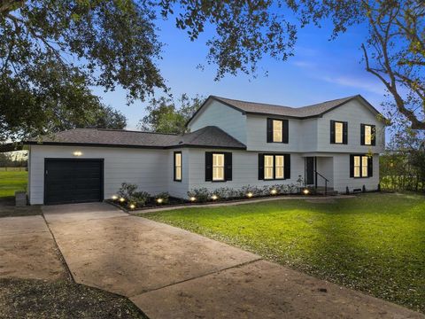 A home in Alvin