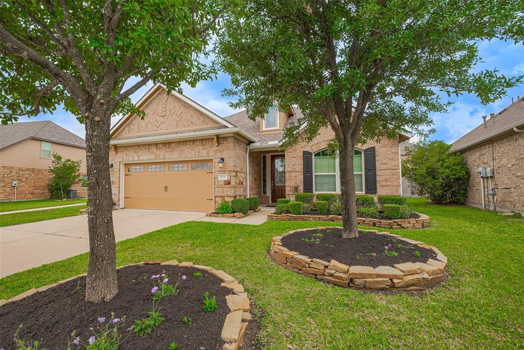 8135 W Pine Creek Bend, Cypress, Texas image 3