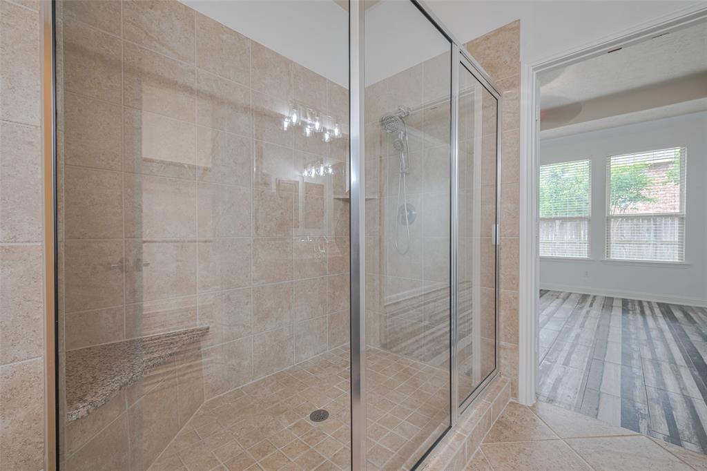 8135 W Pine Creek Bend, Cypress, Texas image 22