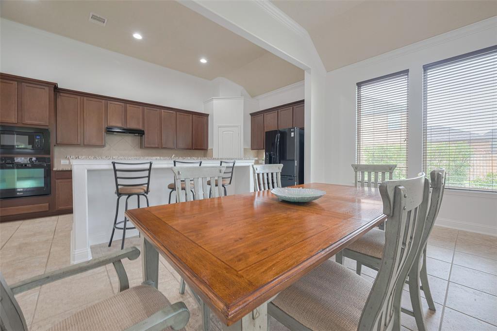 8135 W Pine Creek Bend, Cypress, Texas image 9