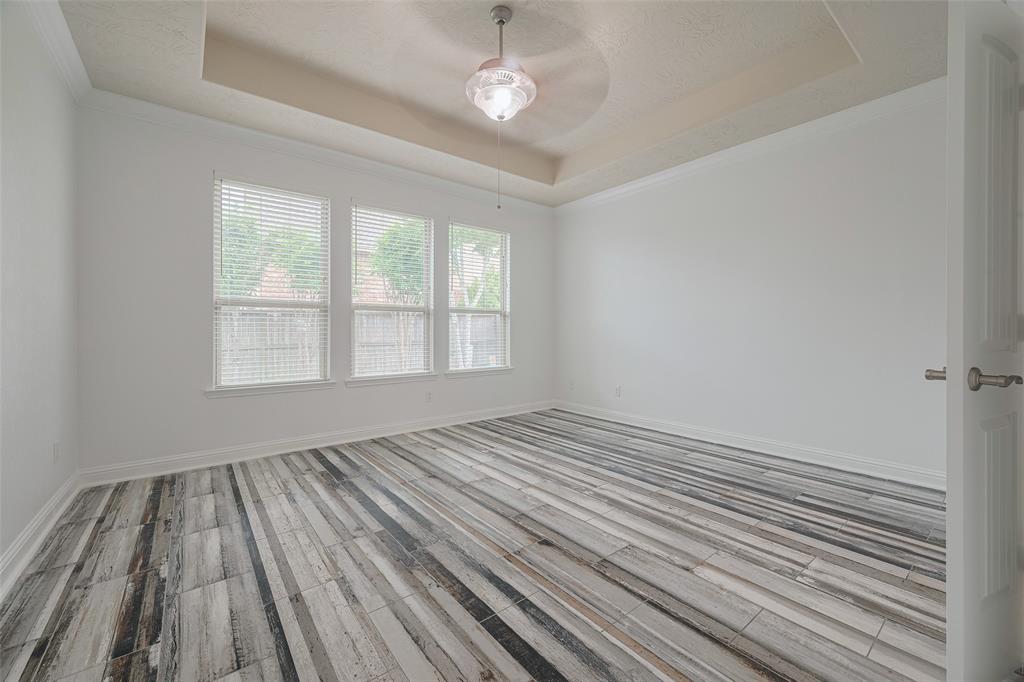 8135 W Pine Creek Bend, Cypress, Texas image 17
