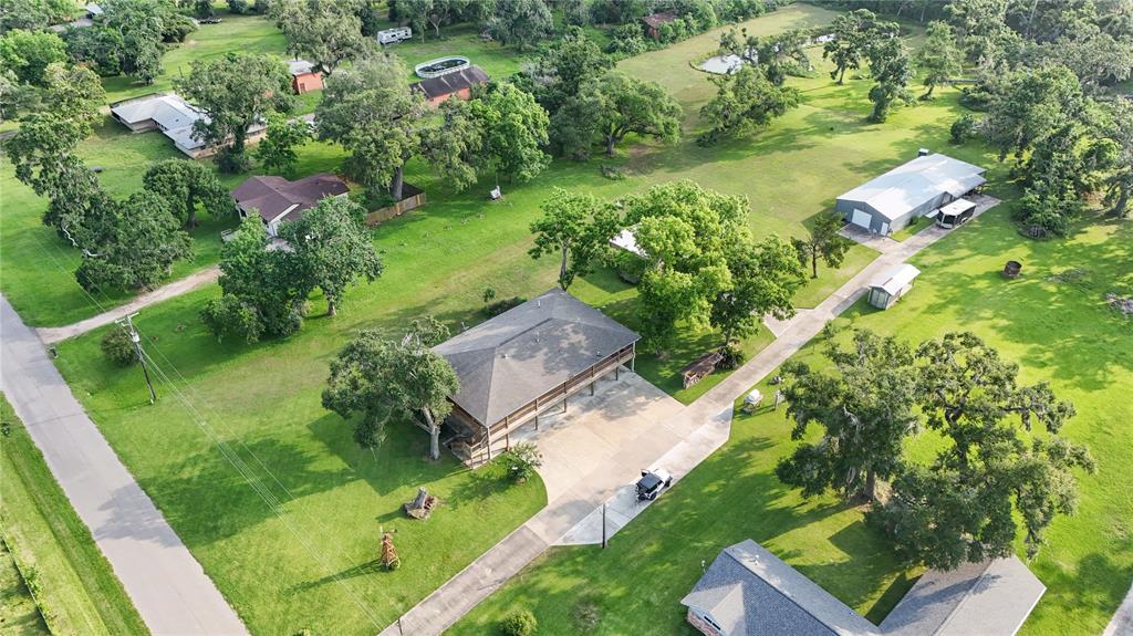 915 Live Oak Drive, Jones Creek, Texas image 27