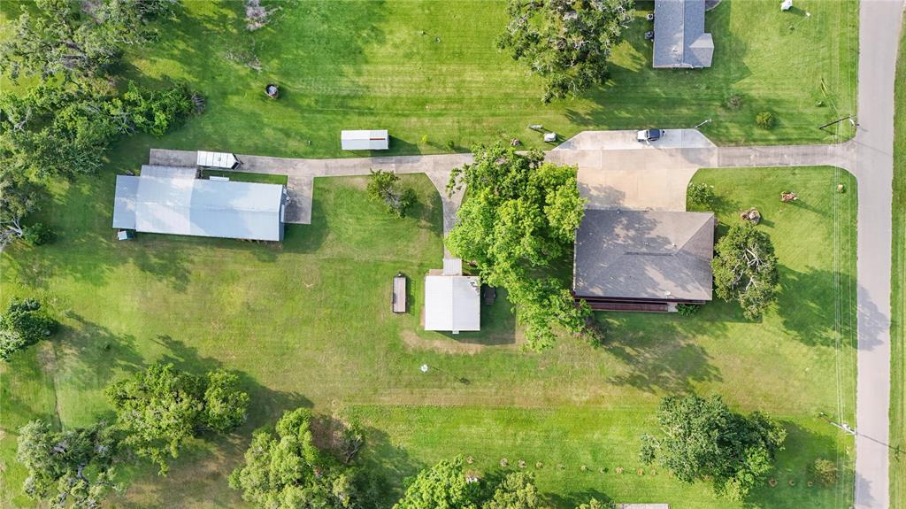 915 Live Oak Drive, Jones Creek, Texas image 28