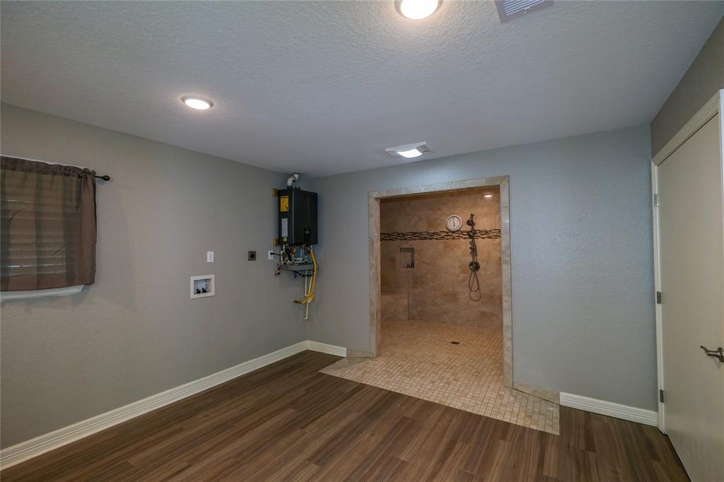 915 Live Oak Drive, Jones Creek, Texas image 26