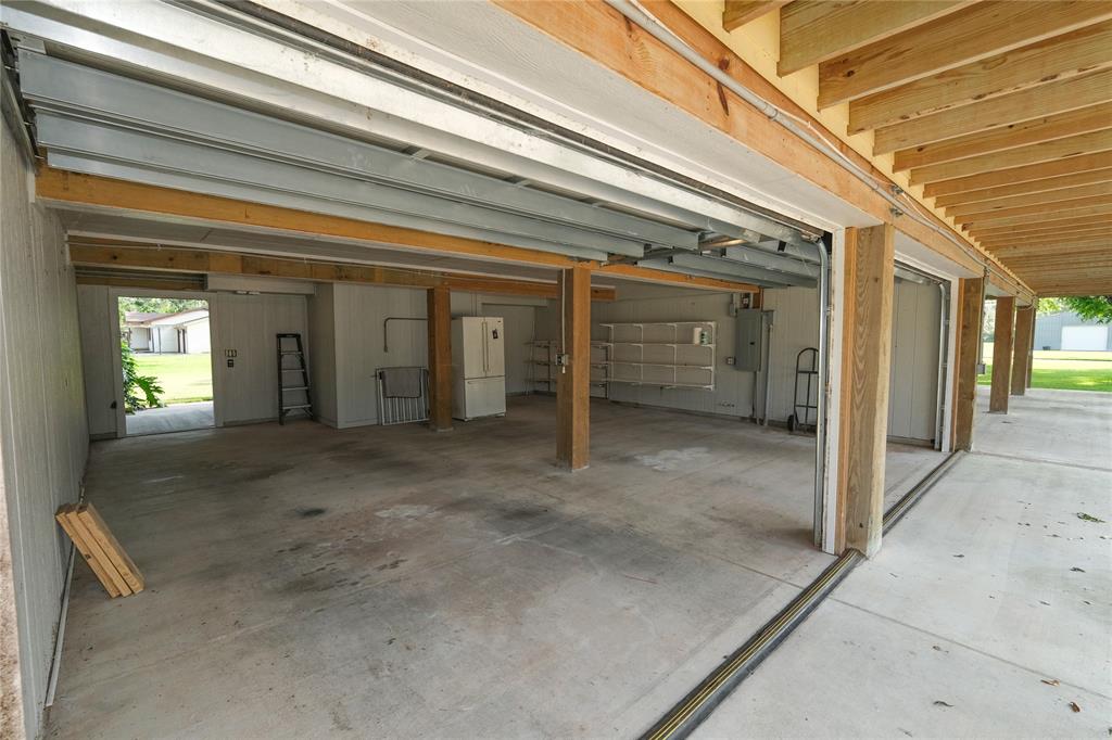 915 Live Oak Drive, Jones Creek, Texas image 47